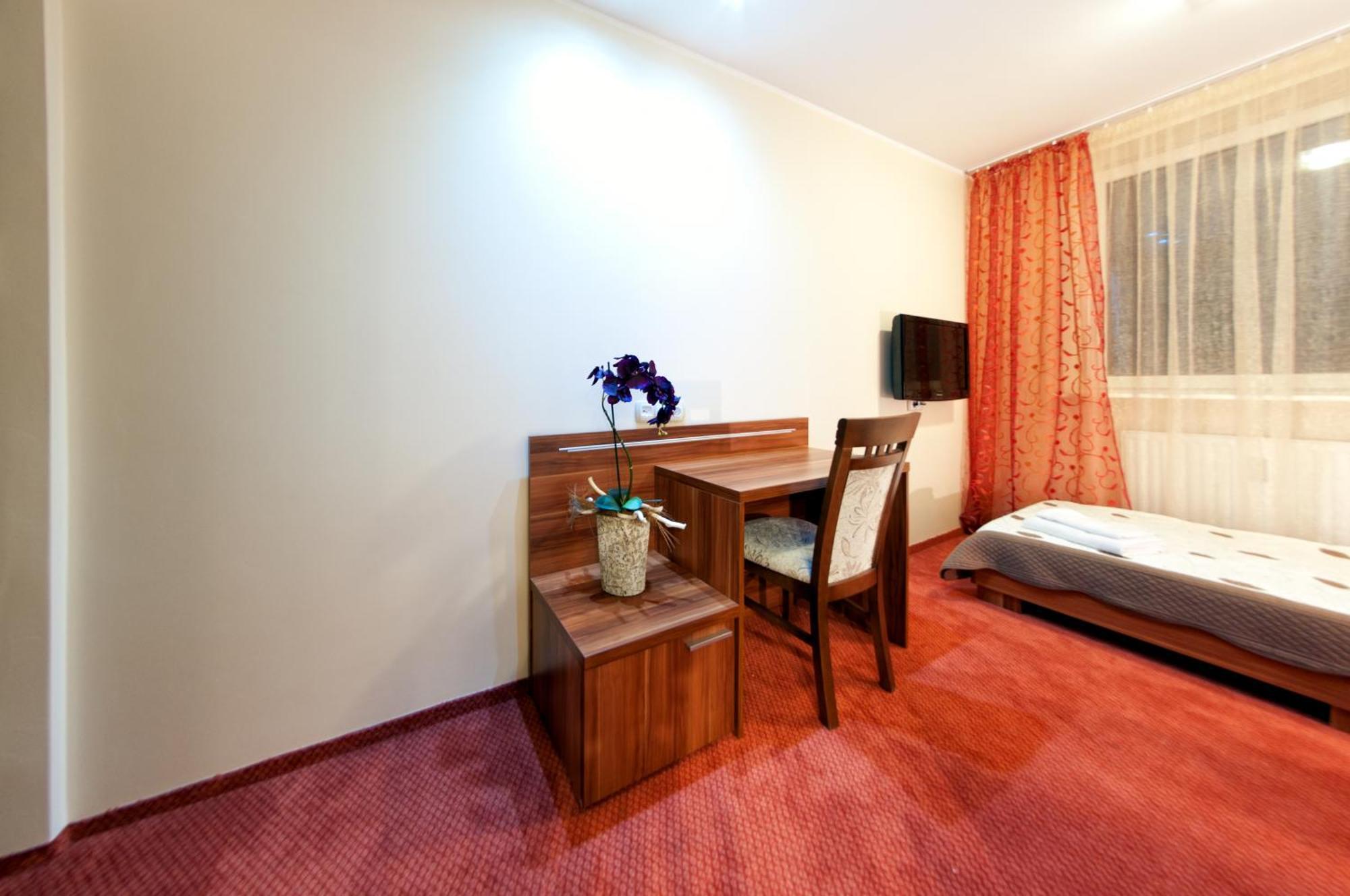 Hotel-24 Płock Cameră foto