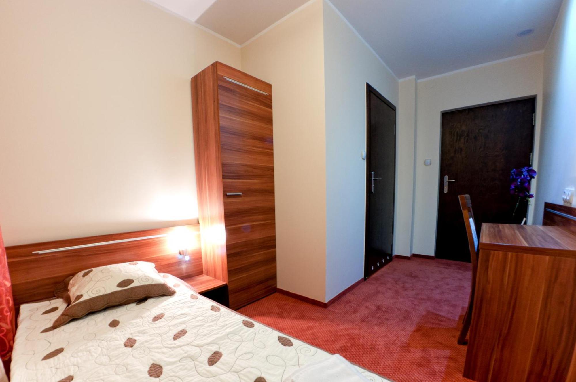 Hotel-24 Płock Cameră foto